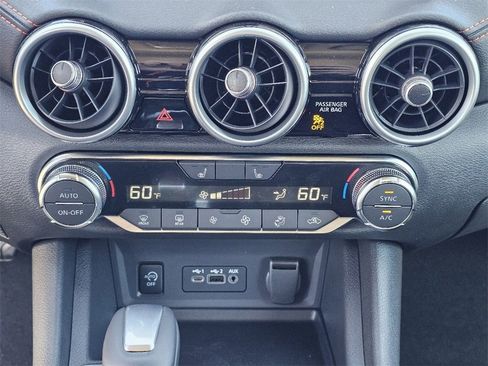 New 2025 Nissan Sentra SR image 25