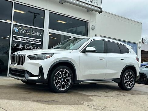 Certified 2025 BMW X1 xDrive28i w/ Premium Package image 4