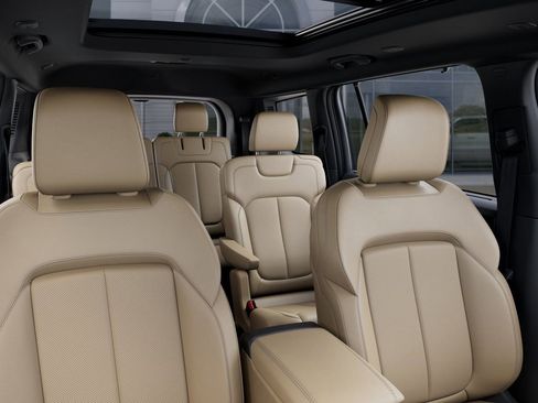 New 2026 Jeep Grand Cherokee L Limited w/ Luxury Tech Group II RWD image 26
