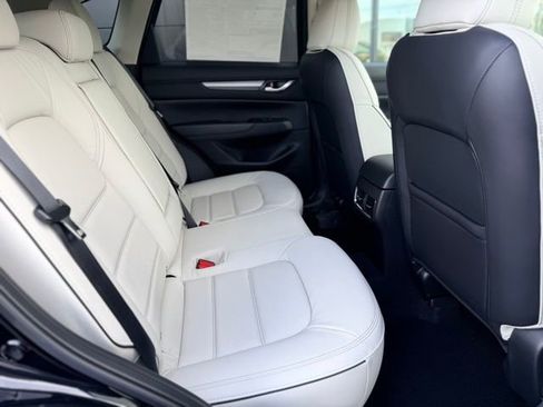 New 2025 MAZDA CX-5 AWD 2.5 S w/ Preferred Package image 11
