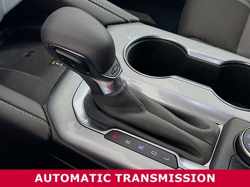 Used 2024 Chevrolet Blazer LT w/ Convenience Package image 11