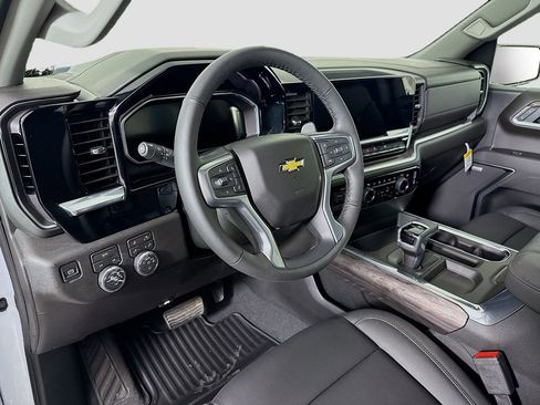 New 2026 Chevrolet Silverado 1500 LTZ w/ LTZ Premium Package image 9