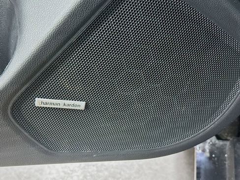 Used 2018 Subaru Outback 2.5i Limited image 22