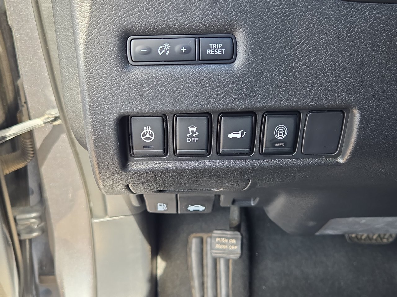 Used 2022 Nissan Murano SL w/ SL Moonroof Package FWD image 24