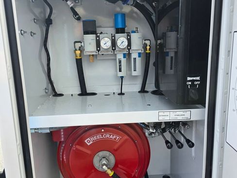 New 2026 Ford F550 4x4 Crew Cab image 14