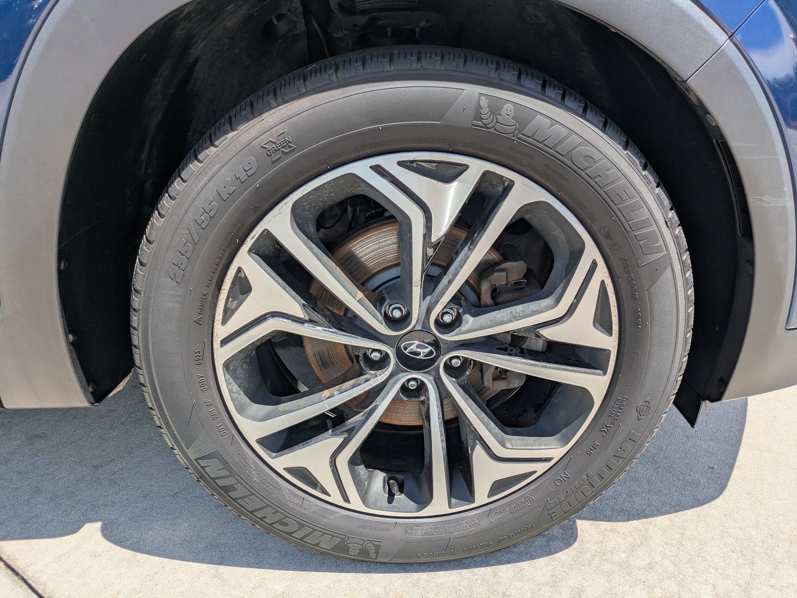 Used 2019 Hyundai Santa Fe FWD image 9