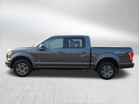Used 2016 Ford F150 XLT w/ Equipment Group 302A Luxury AWD/4WD image 4