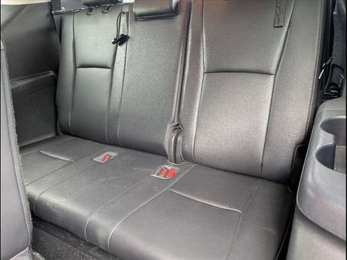 Used 2020 Toyota Highlander Limited image 9