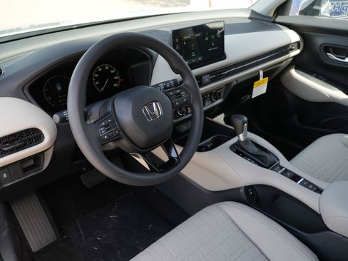 New 2027 Honda HR-V LX image 15