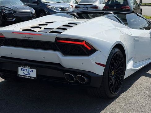 Used 2019 Lamborghini Huracan LP 580-2 RWD image 8