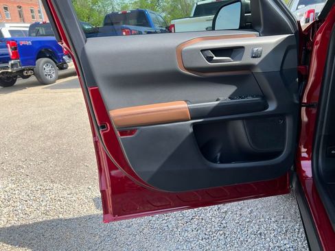 Used 2025 Ford Bronco Sport Outer Banks w/ Outer Banks Tech Package+ image 12