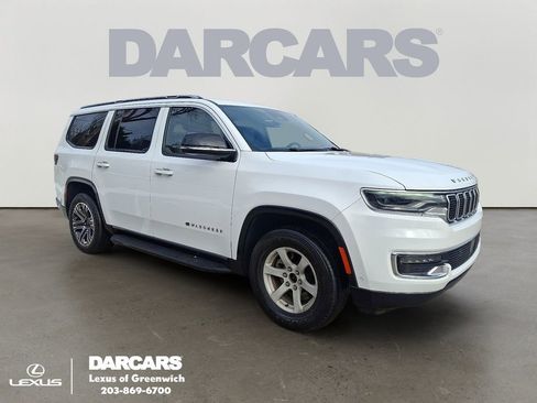 Used 2024 Jeep Wagoneer 4WD w/ Premium Group I image 1