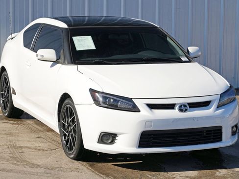 Used 2013 Scion tC image 39