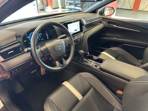 Certified 2025 Toyota Camry SE AWD/4WD image 10