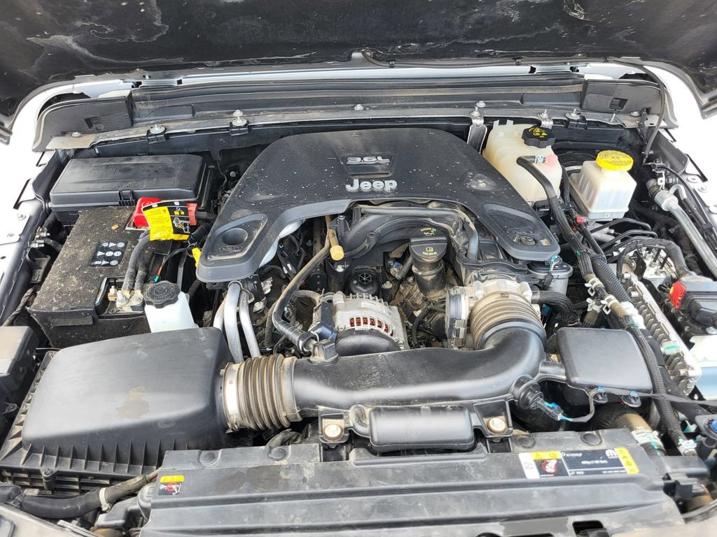 Used 2021 Jeep Gladiator Rubicon AWD/4WD image 32