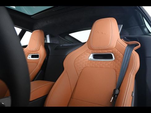Used 2024 Jaguar F-TYPE R AWD/4WD image 15