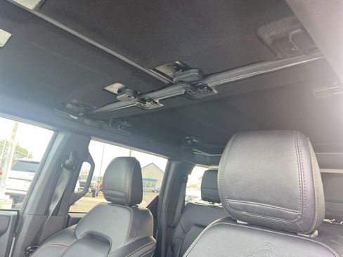 Certified 2024 Ford Bronco Badlands image 18