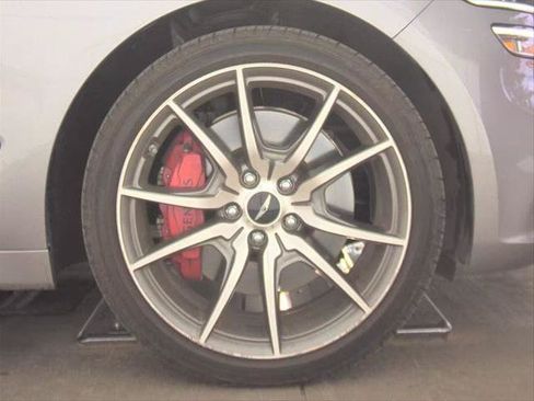 Used 2025 Genesis G70 2.5T RWD image 24