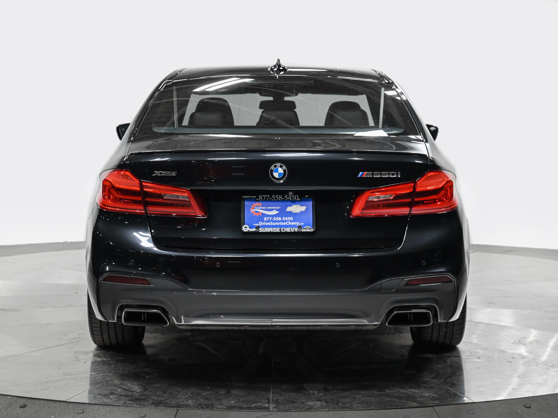 Used 2019 BMW M550i xDrive w/ Premium Package AWD/4WD image 5