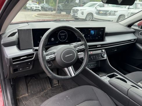 Used 2024 Hyundai Sonata SEL w/ Convenience Package FWD image 11