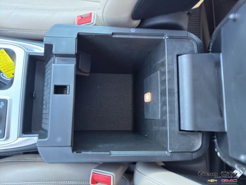 Used 2020 Ford Explorer Limited w/ Class III Trailer Tow Package image 29