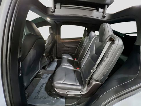 Used 2020 Tesla Model X Long Range AWD/4WD image 18