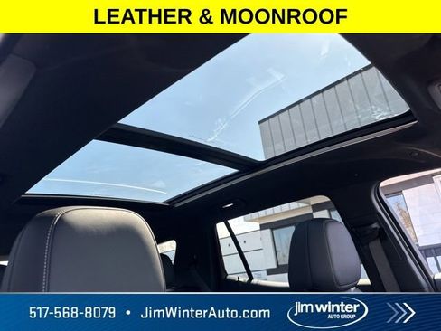 Used 2025 GMC Terrain Elevation w/ Elevation Premium Package image 13