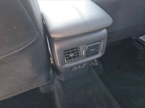 Used 2024 Toyota RAV4 XSE AWD/4WD image 19