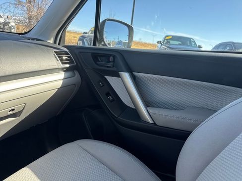 Used 2017 Subaru Forester 2.5i w/ Alloy Wheel Package image 28