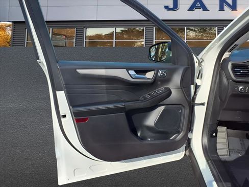 Used 2021 Ford Escape SEL w/ Technology Package image 15