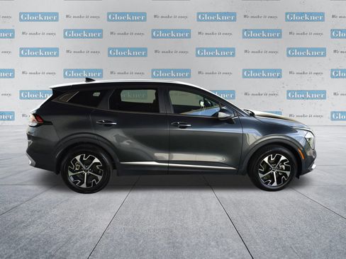 Used 2023 Kia Sportage EX FWD image 4