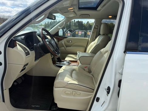 Used 2018 INFINITI QX80 4WD w/ Driver Assistance Package image 10