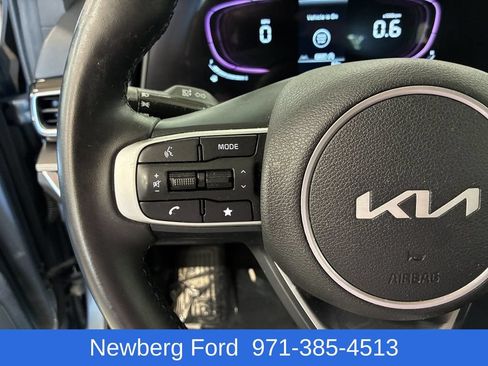 Used 2023 Kia Sportage EX FWD image 15