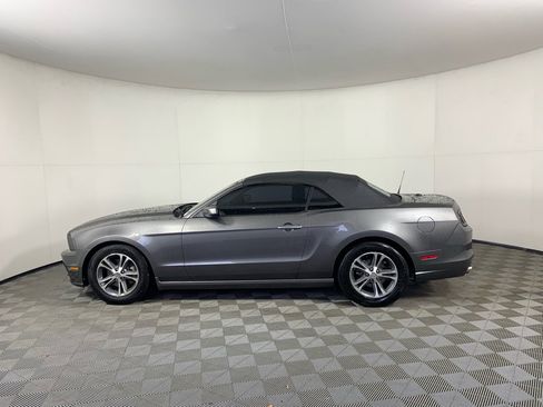 Used 2014 Ford Mustang Premium image 6