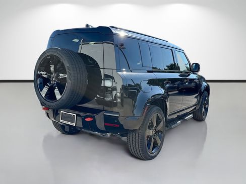 New 2026 Land Rover Defender 110 X AWD/4WD image 5