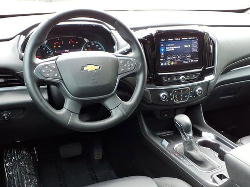 Certified 2023 Chevrolet Traverse LT AWD/4WD image 3