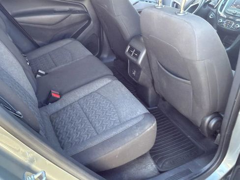 Used 2023 Chevrolet Equinox LT image 24