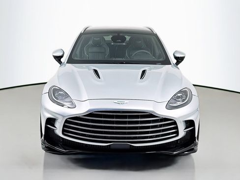 New 2026 Aston Martin DBX 707 AWD/4WD image 2