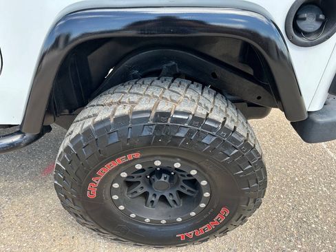 Used 1999 Jeep Wrangler Sport AWD/4WD image 12