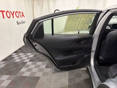 Used 2026 Toyota Prius Plug-In Hybrid image 18