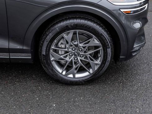 Used 2025 Genesis GV70 2.5T AWD/4WD image 7