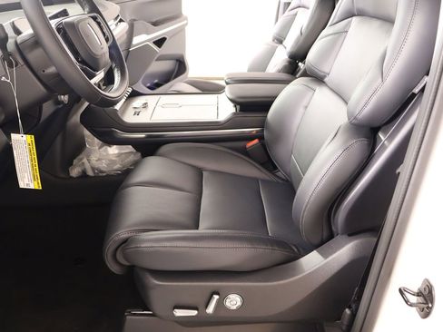 New 2026 Lincoln Navigator Premiere AWD/4WD image 12