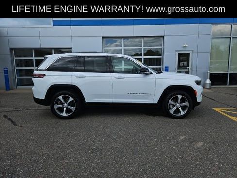 Used 2023 Jeep Grand Cherokee Limited w/ Luxury Tech Group II AWD/4WD image 7
