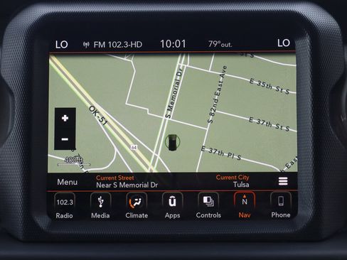 Used 2019 Jeep Wrangler Unlimited Sahara AWD/4WD image 25