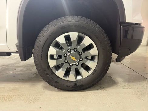Certified 2025 Chevrolet Silverado 2500 Custom w/ Custom Value Package image 26