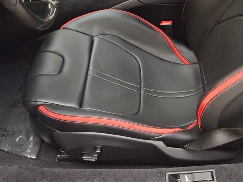Used 2023 Ferrari SF90 Stradale AWD/4WD image 32