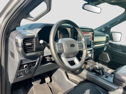 Used 2025 Ford F150 Lariat w/ Equipment Group 502A High AWD/4WD image 9