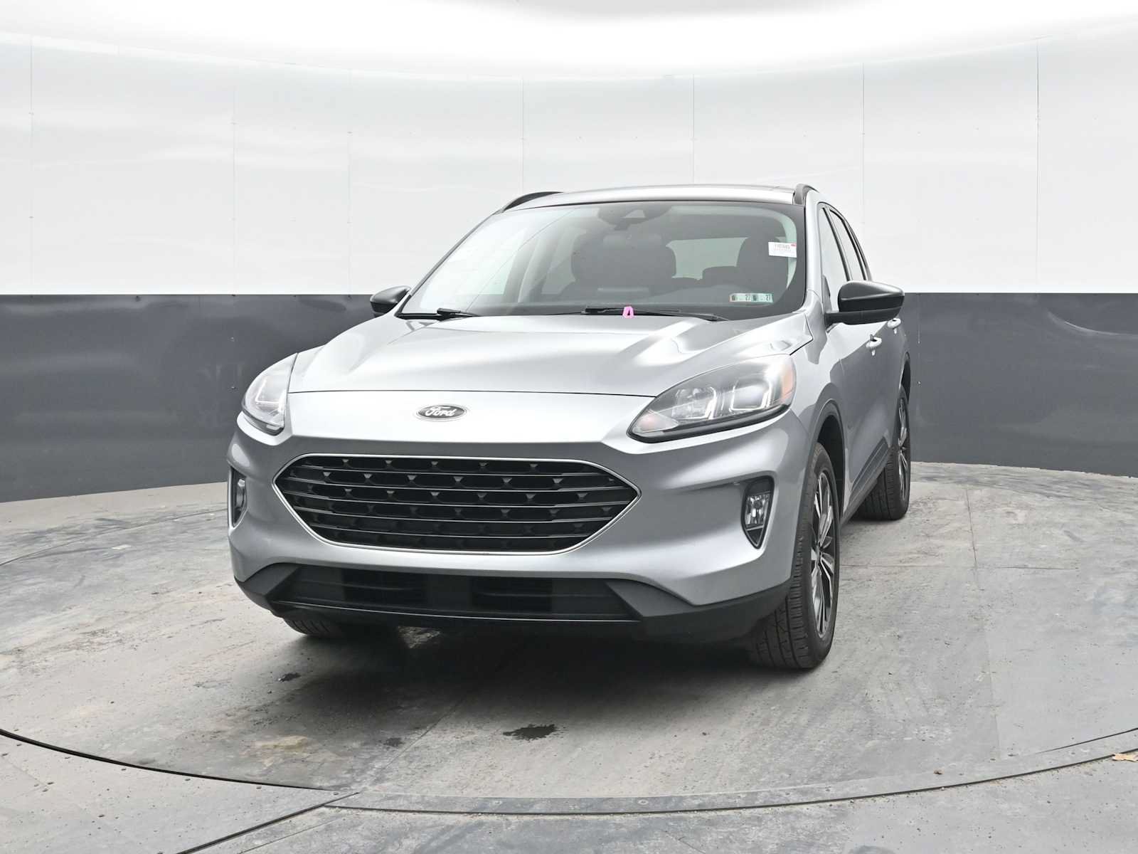 Used 2022 Ford Escape SEL w/ SEL Stealth AWD Package image 5