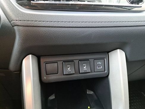 Used 2024 Toyota Corolla Cross XLE w/ Convenience Package AWD/4WD image 15