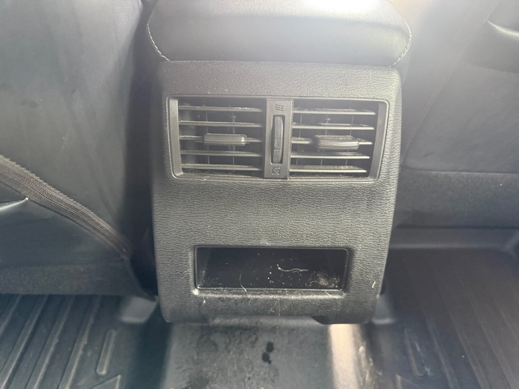 Used 2022 Mitsubishi Outlander SE AWD/4WD image 38